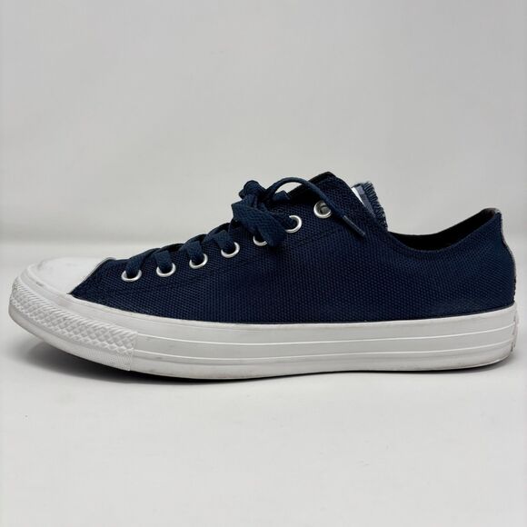 Converse Shoes Men 10 Navy Chuck Taylor All Star Low Top Canvas Camo 140054F EUC - Picture 1 of 9